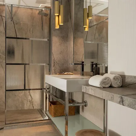 Helvetia Thermal 4s 호텔