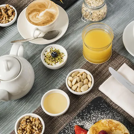 호텔 Helvetia Thermal 4s 포레타테르메